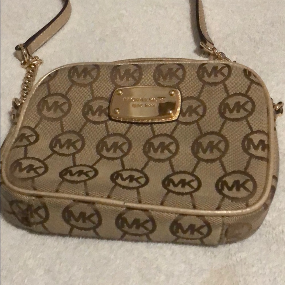 Michael Kors crossbody
